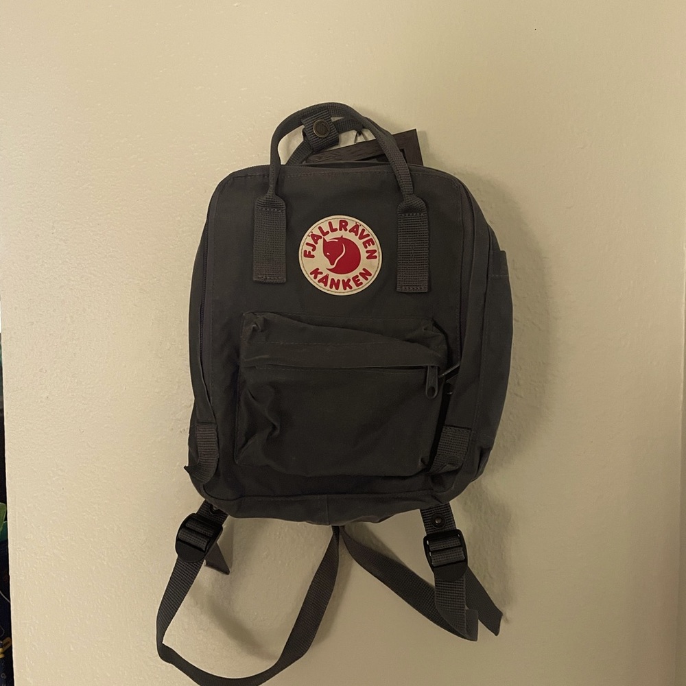 Fjallraven kanken mini!
